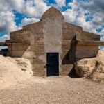 Дольмен де ла Пастора в Севилье длинный каменный коридор