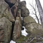 Зимний пейзаж Карпат мегалиты Украины