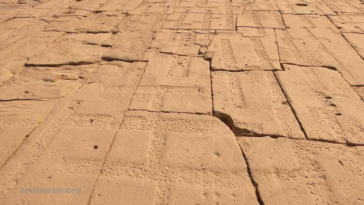 Точный стык плит на крыше древнего египетского храма