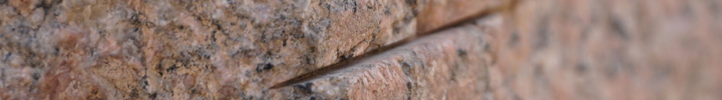 Следы инструментов на поверхности древнего артефакта